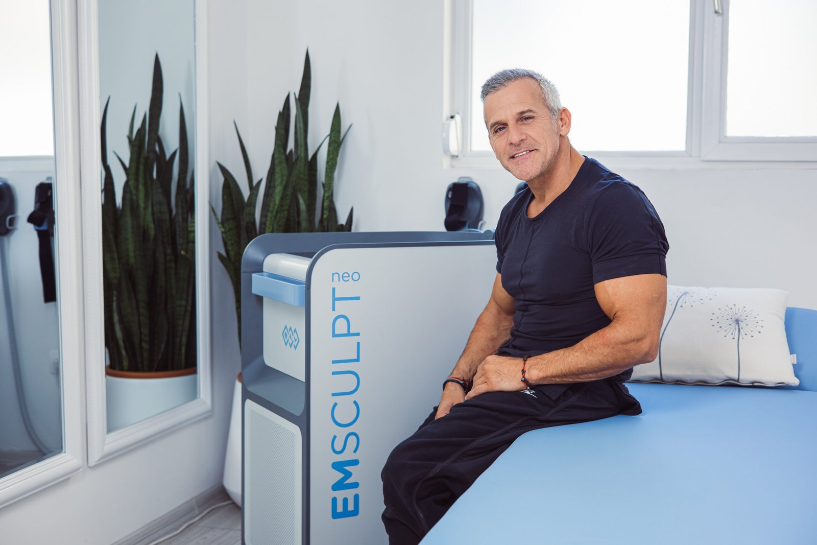 EmSculpt Neo апаратура