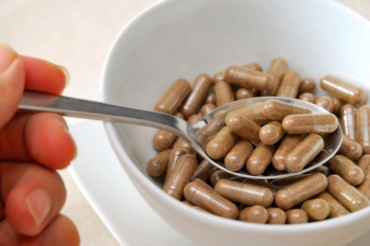 dangers of slimming pills 53152651 735x490 17